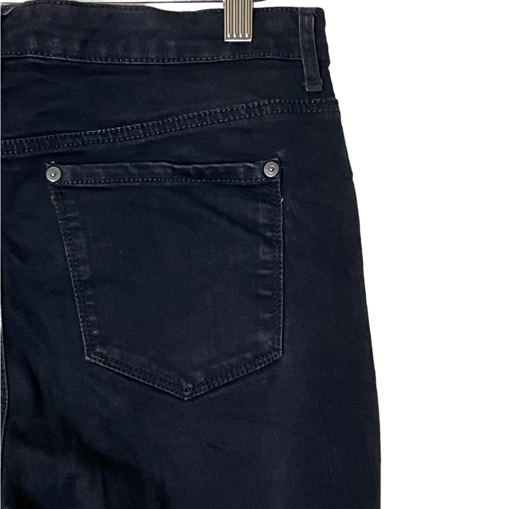 Gloria Vanderbilt | Rail straight high rise classic black jeans size 8 - Picture 11 of 13